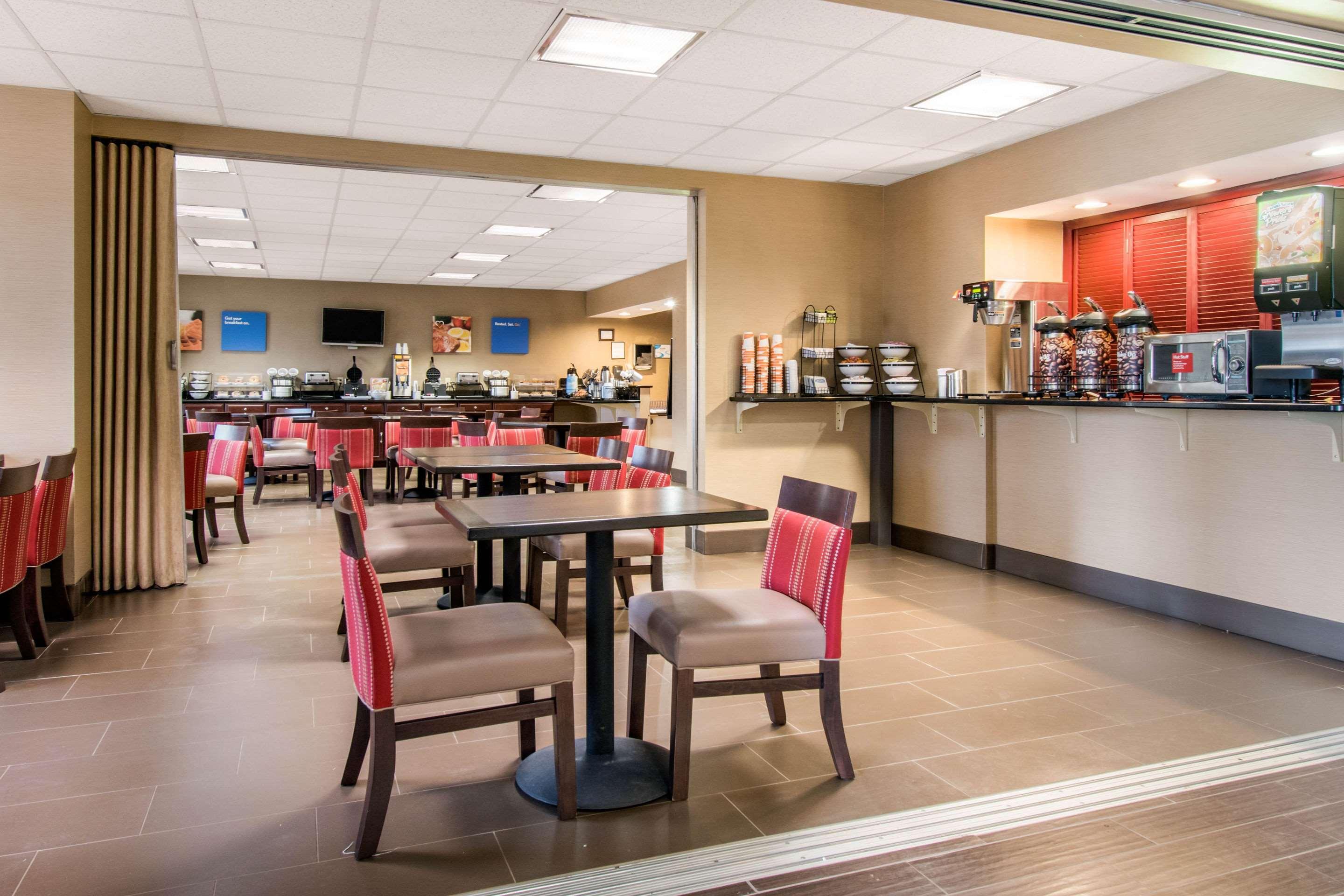 Comfort Inn Mechanicsburg - Harrisburg South Екстериор снимка